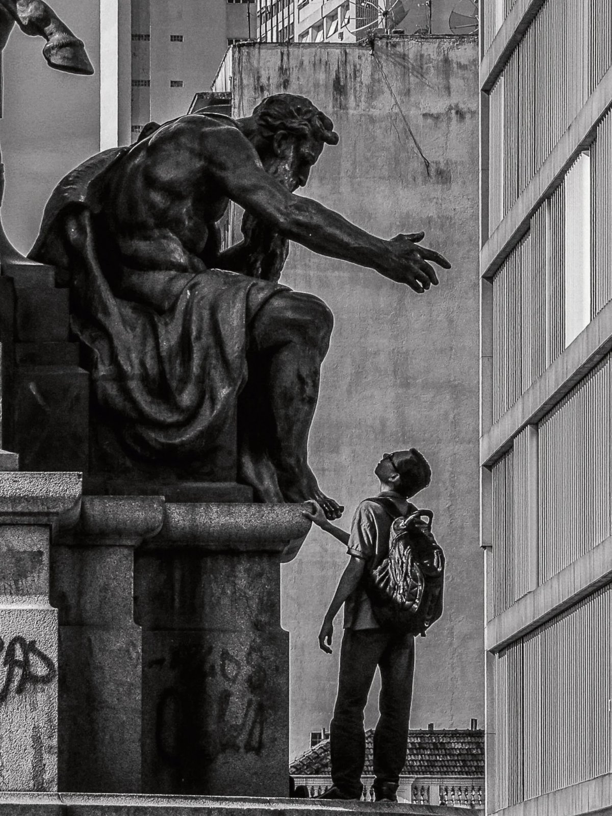 Desafio Fotográfico · Porto Alegre 254 Anos      Fotoclube Porto-Alegrense